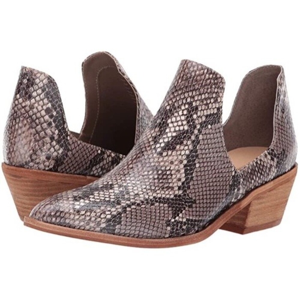 DownEast Snake Embossed Ankle Booties 7.5